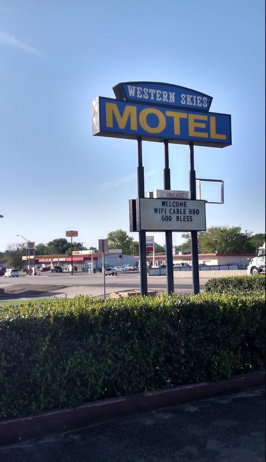 Western Skies Motel Clarendon Kültér fotó